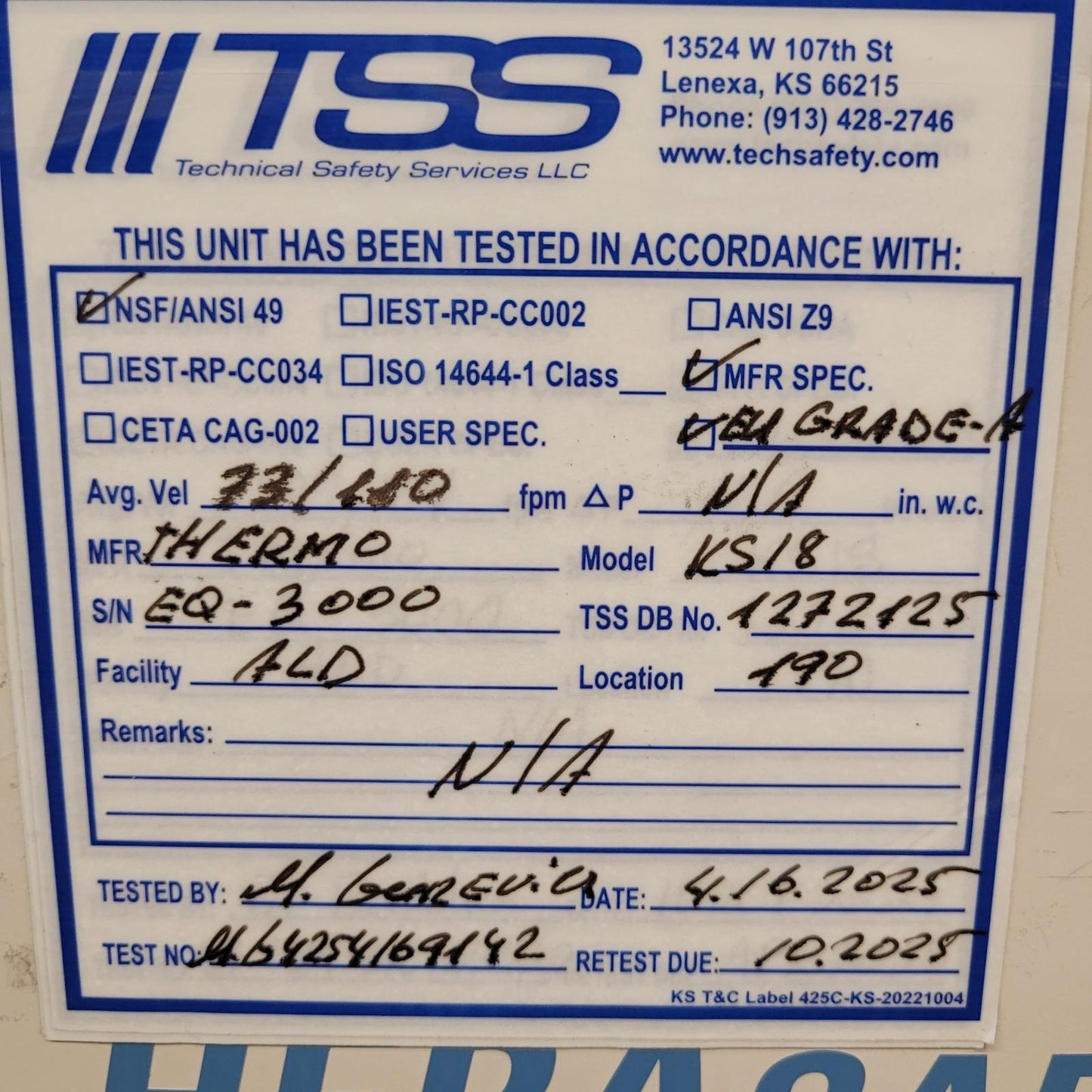 Thermo Scientific HERAsafe KS 18 Class II NSF A2 6' Biological Safety Cabinet