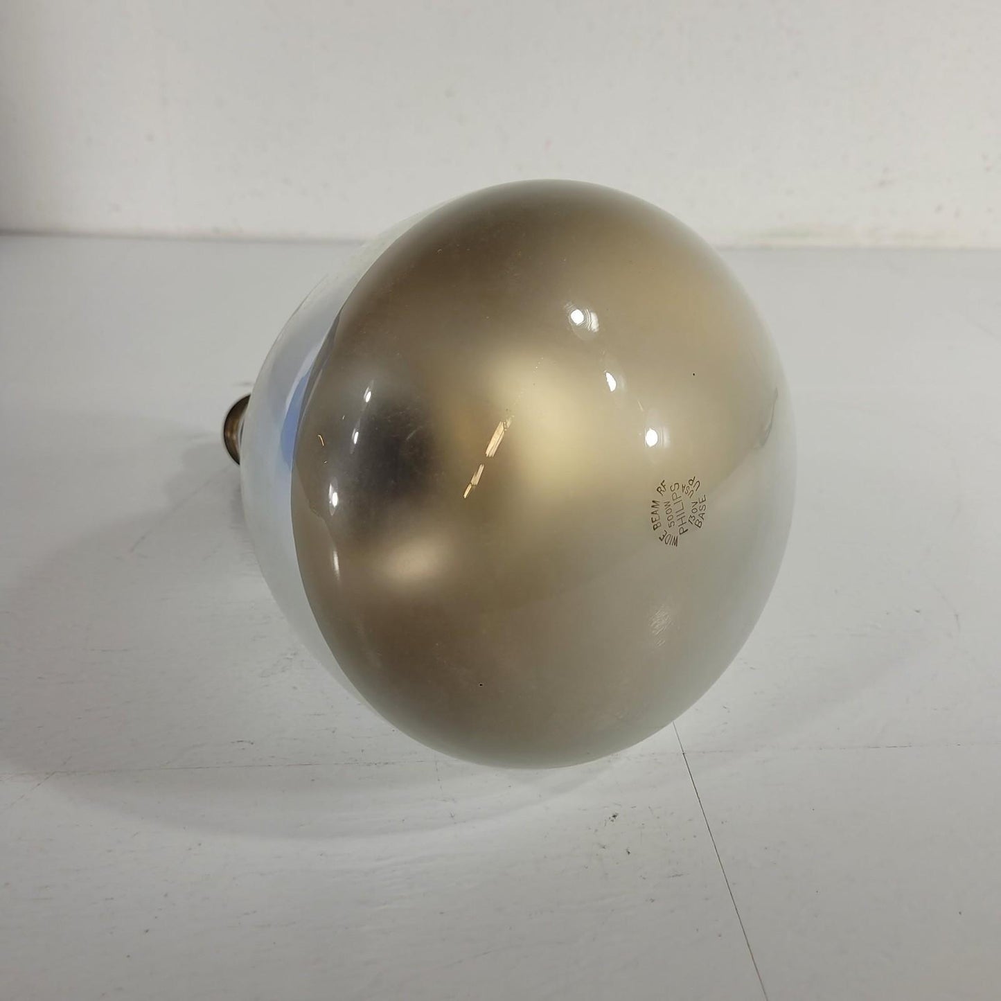 INDUSTRIAL PERFORMANCE R52 E39 Base Reference 500W, 130V Light Bulb