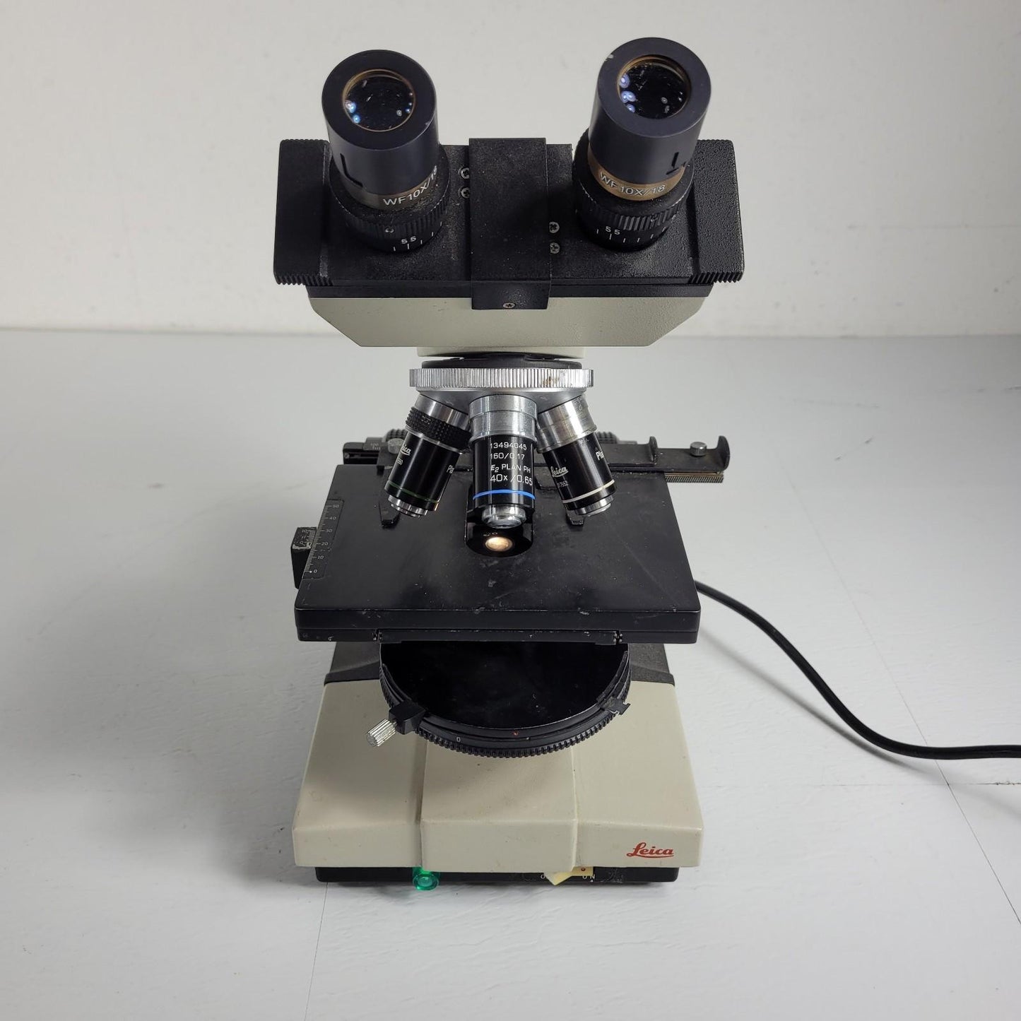 Leica Galen III 317505 Binocular Compound Microscope w/ 4 Objective Lenses