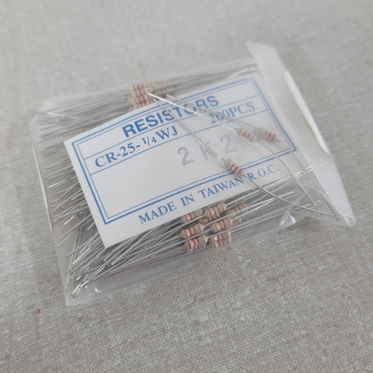 200 Units Yageo 2.2K Ohm Resistors 1/4W Through Hole Carbon Film Bulk Lot