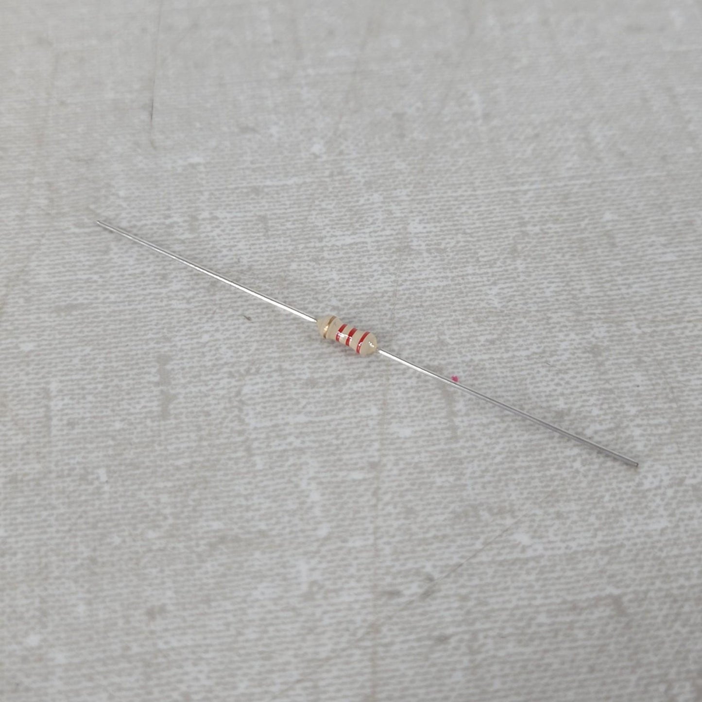 200 Units Yageo 2.2K Ohm Resistors 1/4W Through Hole Carbon Film Bulk Lot
