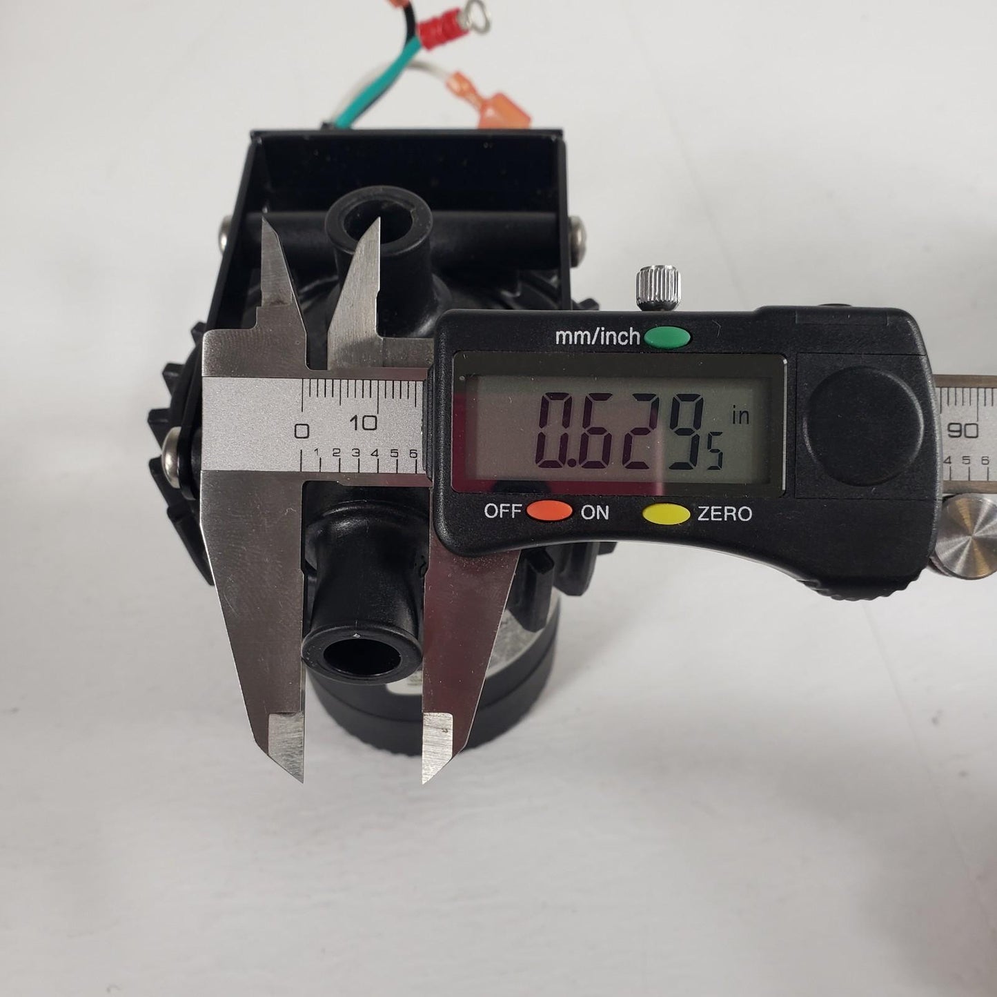 Laing Thermotech E3-NCHNDNN3W-10 Circulation Pump 100-240V 27W 50/60Hz 145 Psi