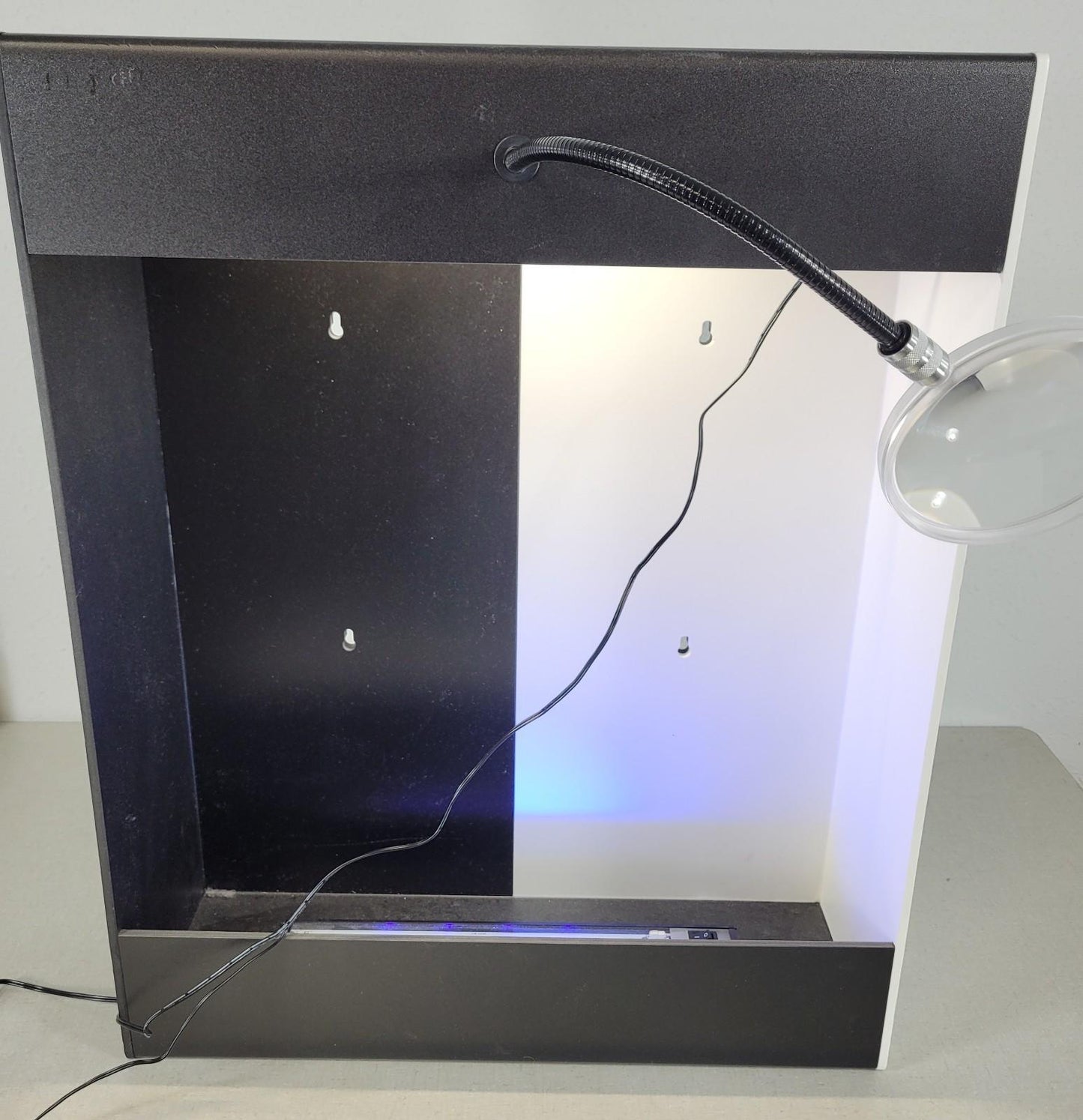 UNBRANDED Inspection Viewing Cabinet 24 1/2"x20"x7" with two LED Light Sources
