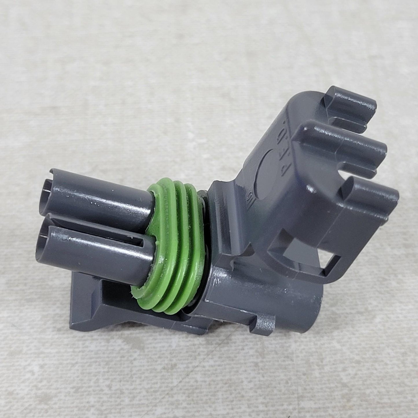 2 Units Aptiv Delphi 12015378-B 2-Pin Automotive Electrical Connector Plug