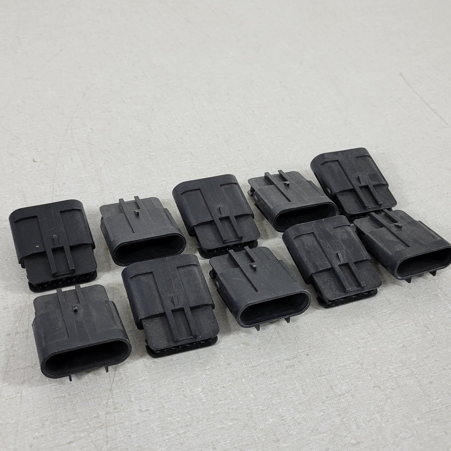 10 Units Delphi Aptiv 15326633-B Black Automotive Electrical Connector Plug