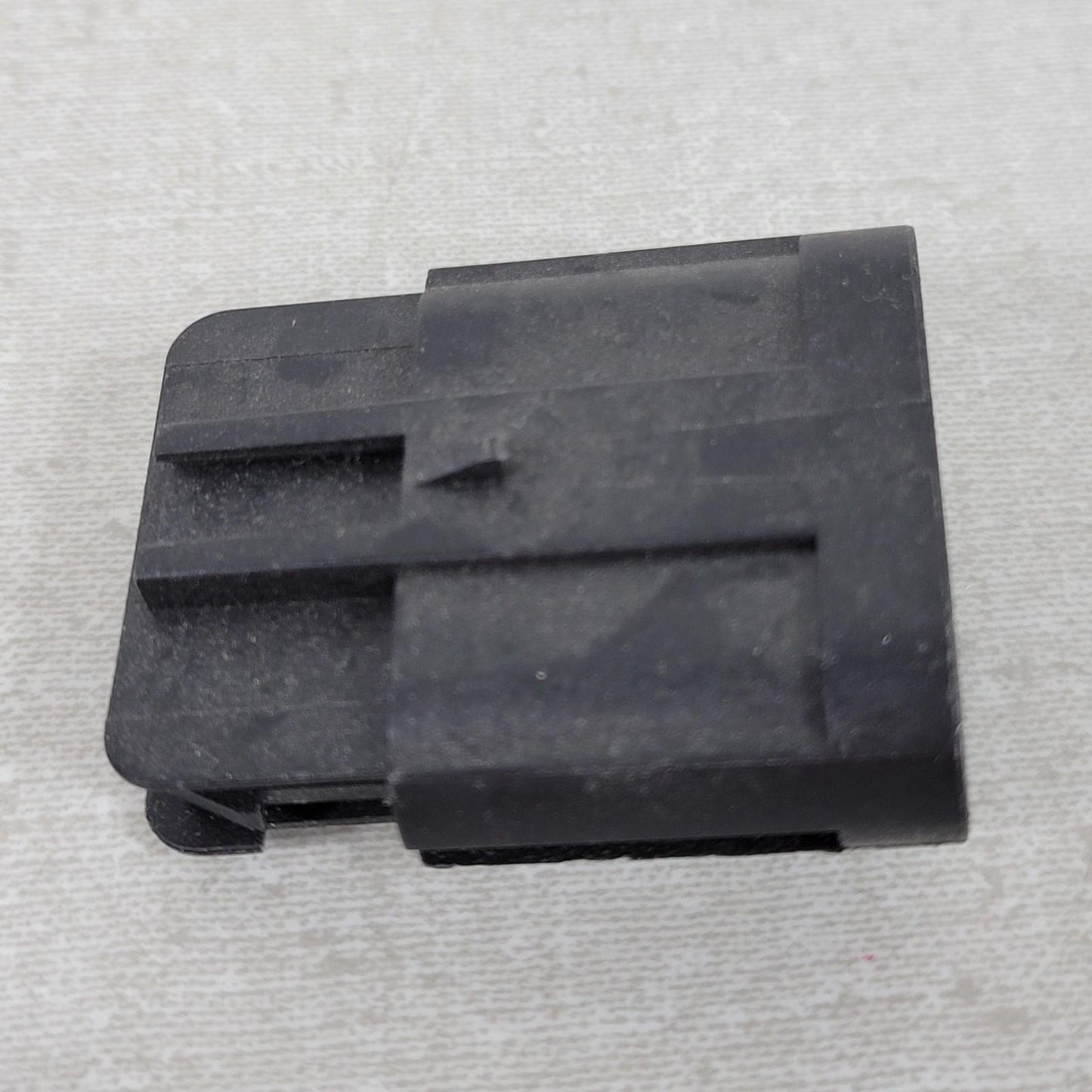 10 Units Delphi Aptiv 15326633-B Black Automotive Electrical Connector Plug