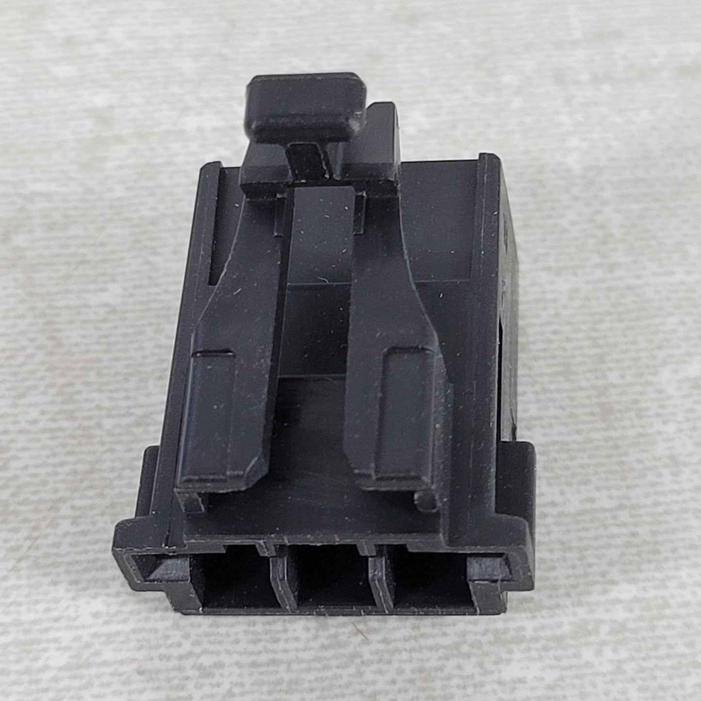25 Units Aptiv Delphi 12129489-B MetriPack 280 3-Way Female Automotive Connector