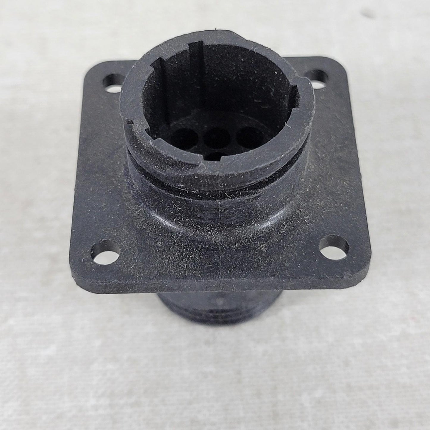 10 Units TE Connectivity 206705-1 9-Pin Circular Connector Housing Plug