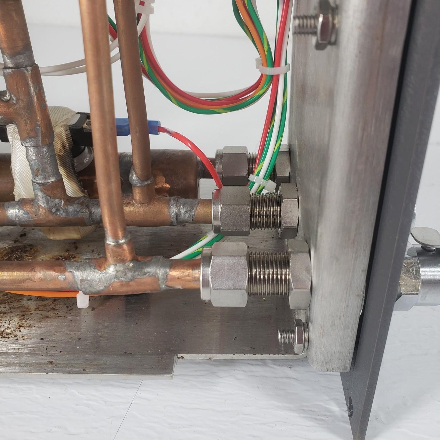 New Brunswick Scientific 310 Temp Control Cabinet For Bioflo Celligen Bioreactor