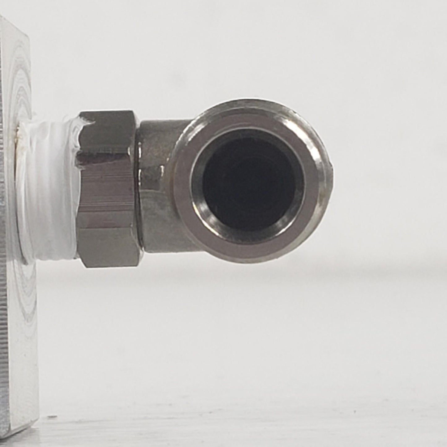 TESTED KIP Norgren 1X2460 4-Station Solenoid Valve Manifold 24VDC 7W 5/32