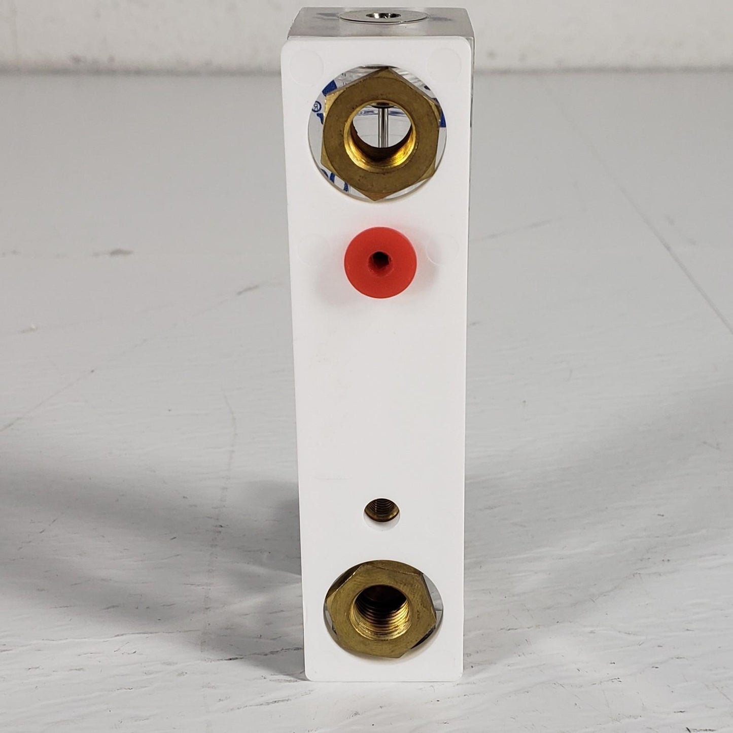 Cole Parmer 2A18 Clear Acrylic Flowmeter 10-100 Liters Per Min 150°F Max Temp