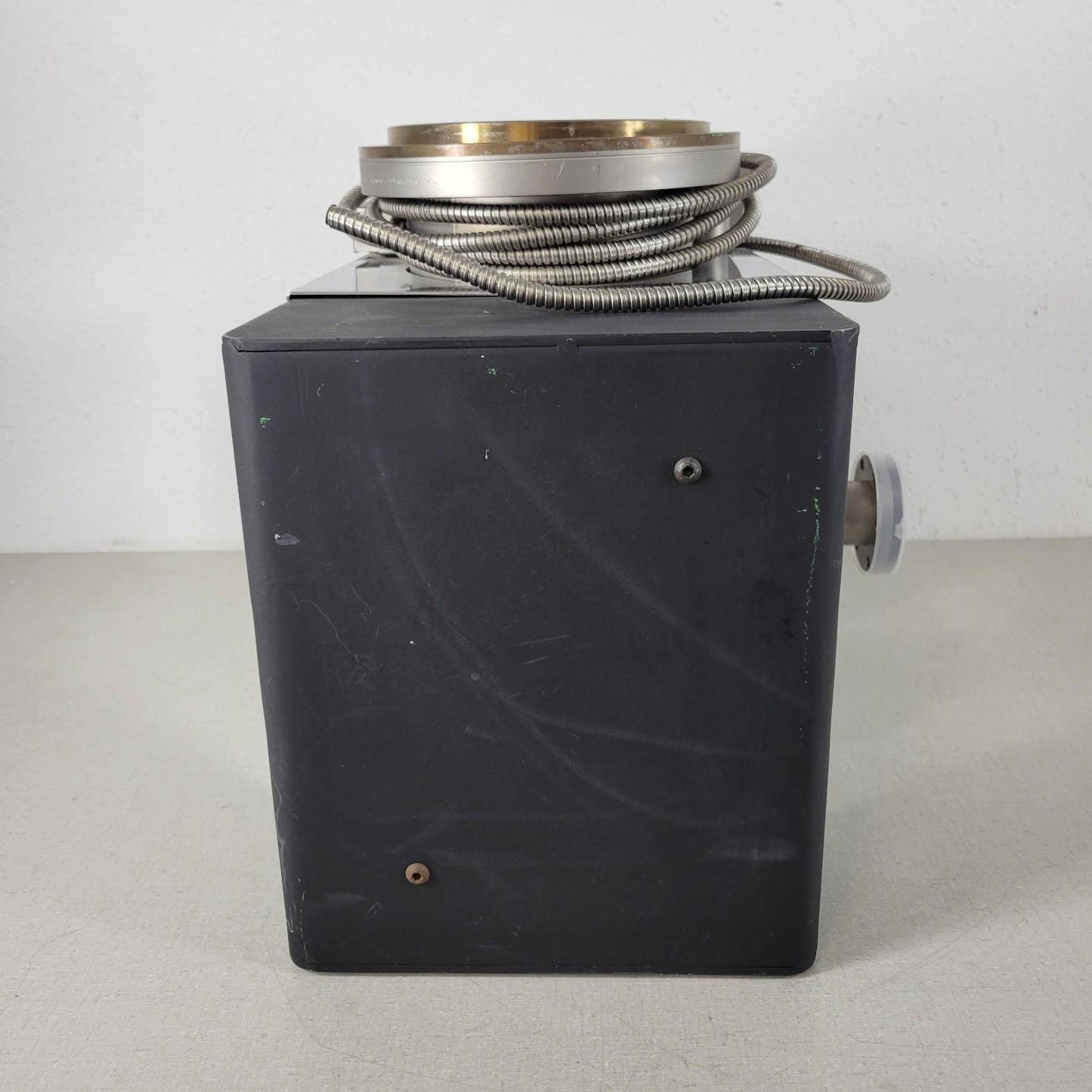 Agilant Varian 9191611M2000 VacIon 300 Diode Ion Pump DN160CF 8" Conflat UHV
