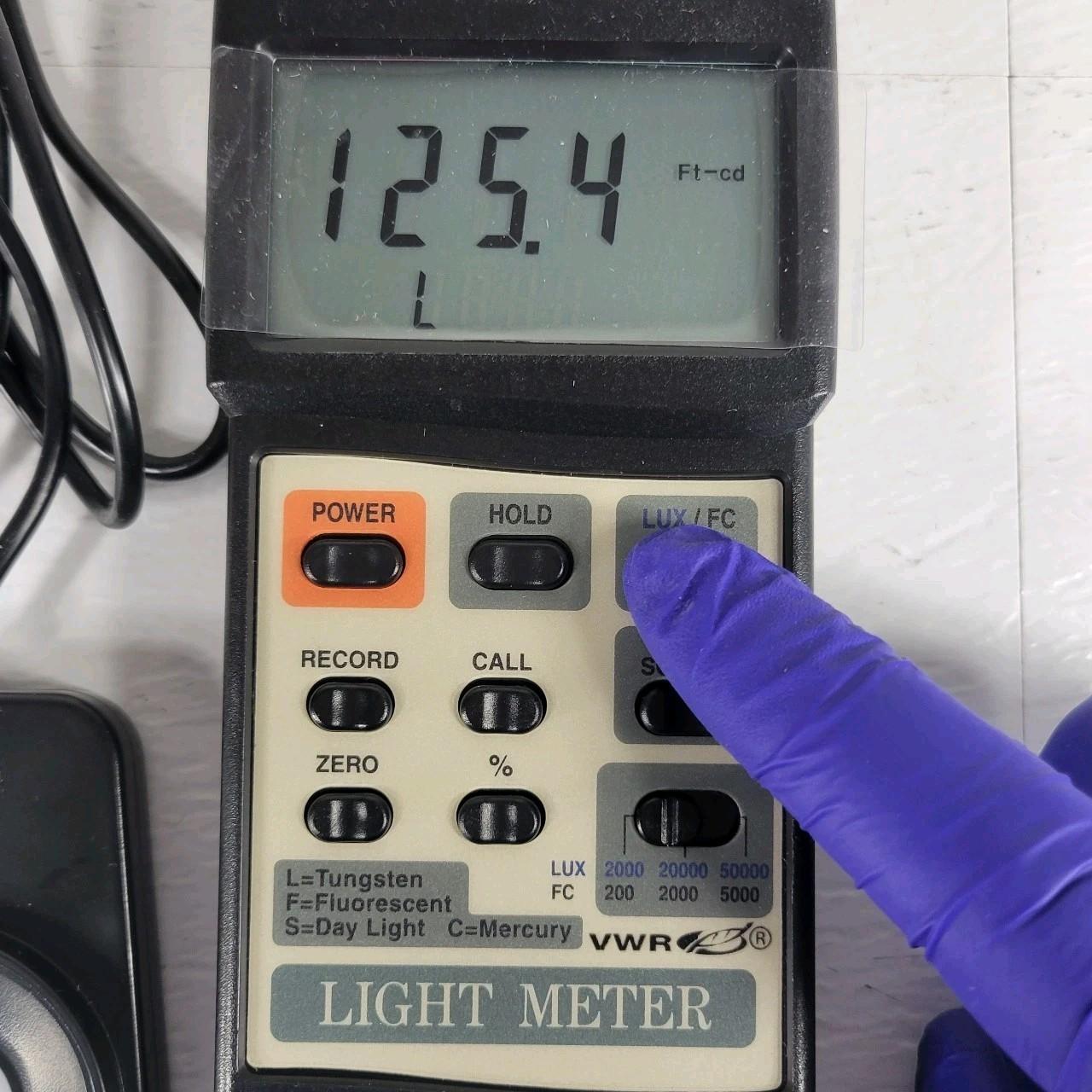 VWR Pro Light Meter w/Light Sensor 0-50000 LUX/0-5000 FC 4 Light Source Options