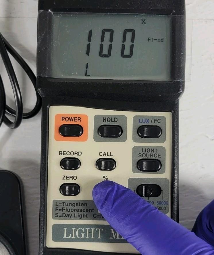 VWR Pro Light Meter w/Light Sensor 0-50000 LUX/0-5000 FC 4 Light Source Options