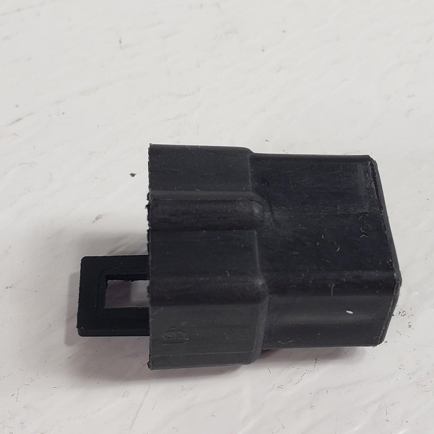 20 Units Delphi Aptiv 6294544 Metri-Pack 4-Way Male Connector, Black, 56 Series