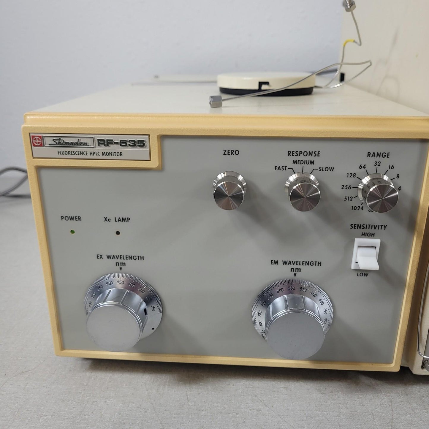 Shimadzu HPLC System Lot – RF-535 Fluorescence Detector with (2) LC-6A Pumps