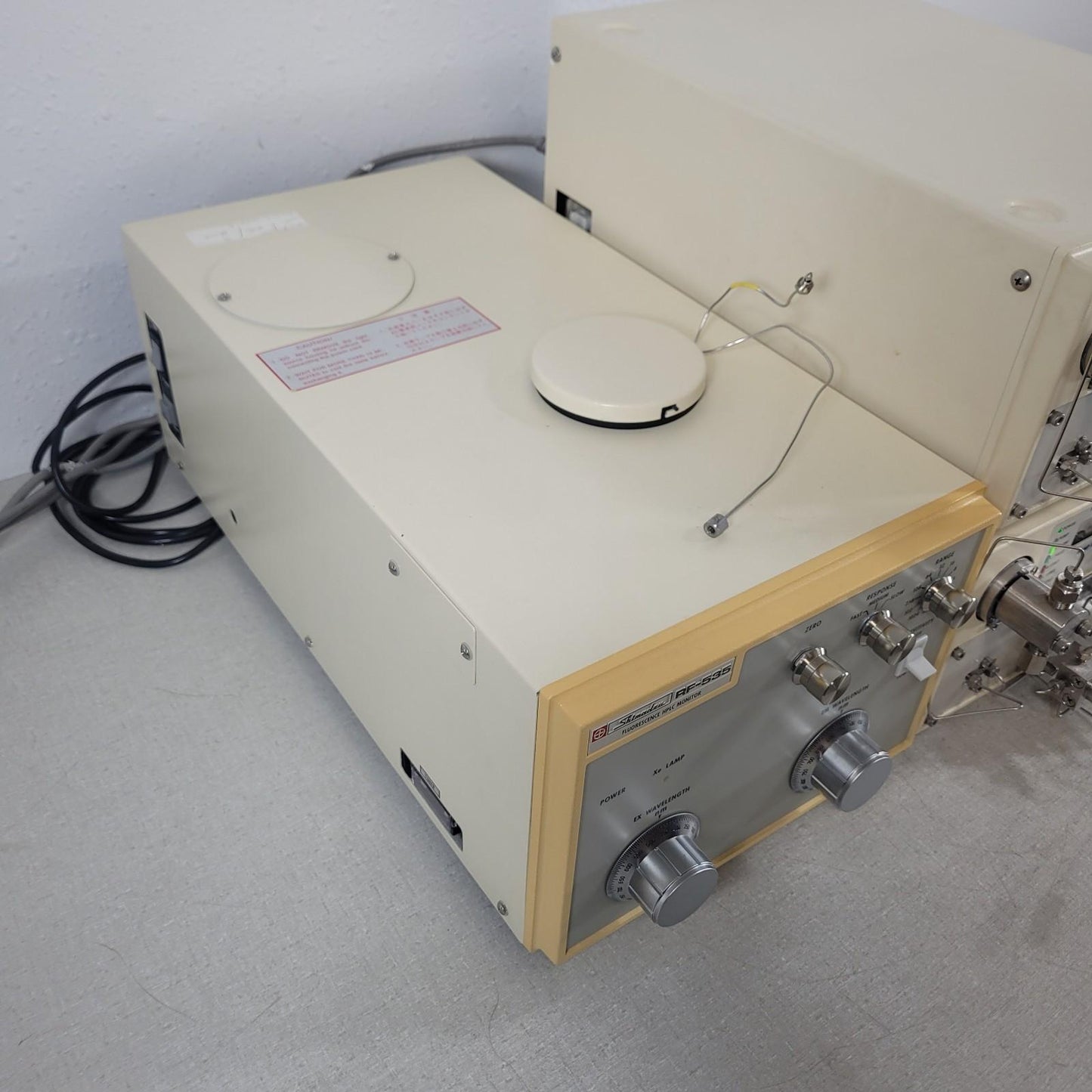 Shimadzu HPLC System Lot – RF-535 Fluorescence Detector with (2) LC-6A Pumps