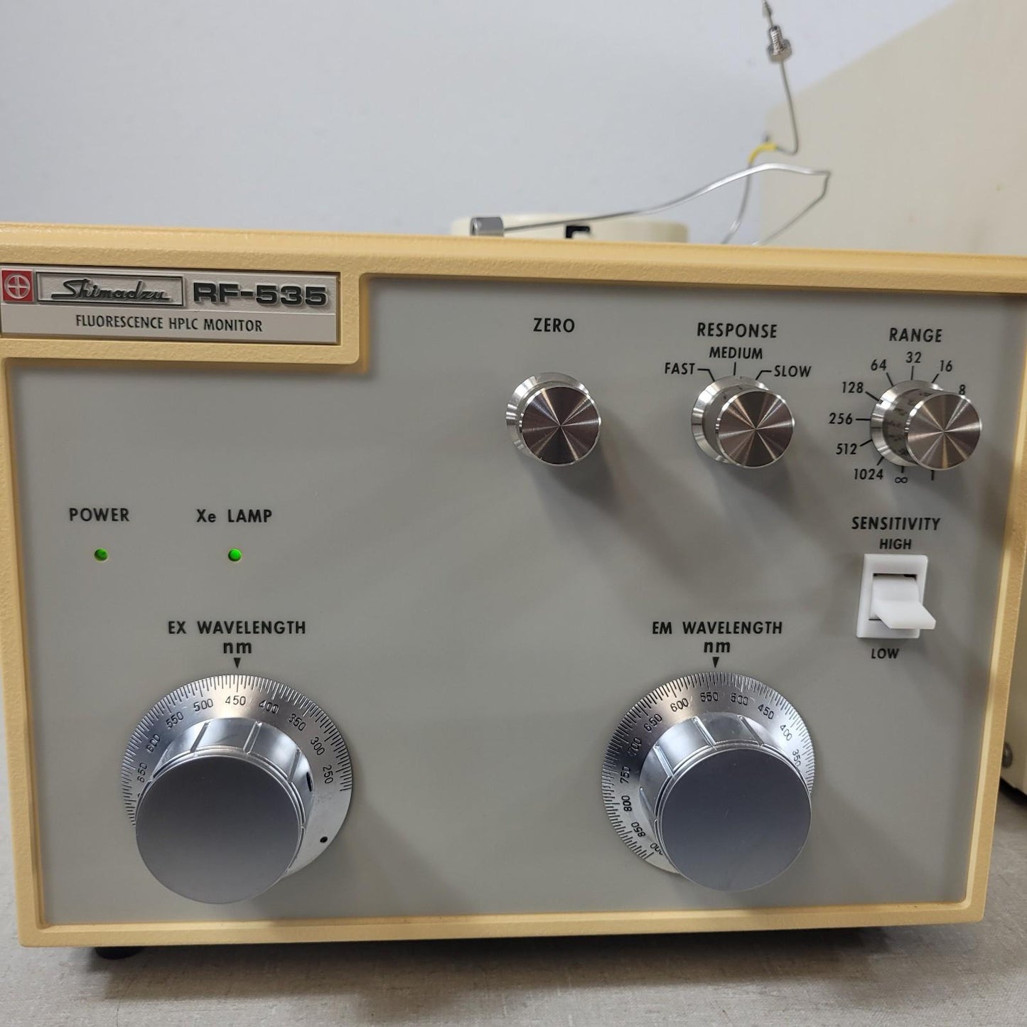 Shimadzu HPLC System Lot – RF-535 Fluorescence Detector with (2) LC-6A Pumps