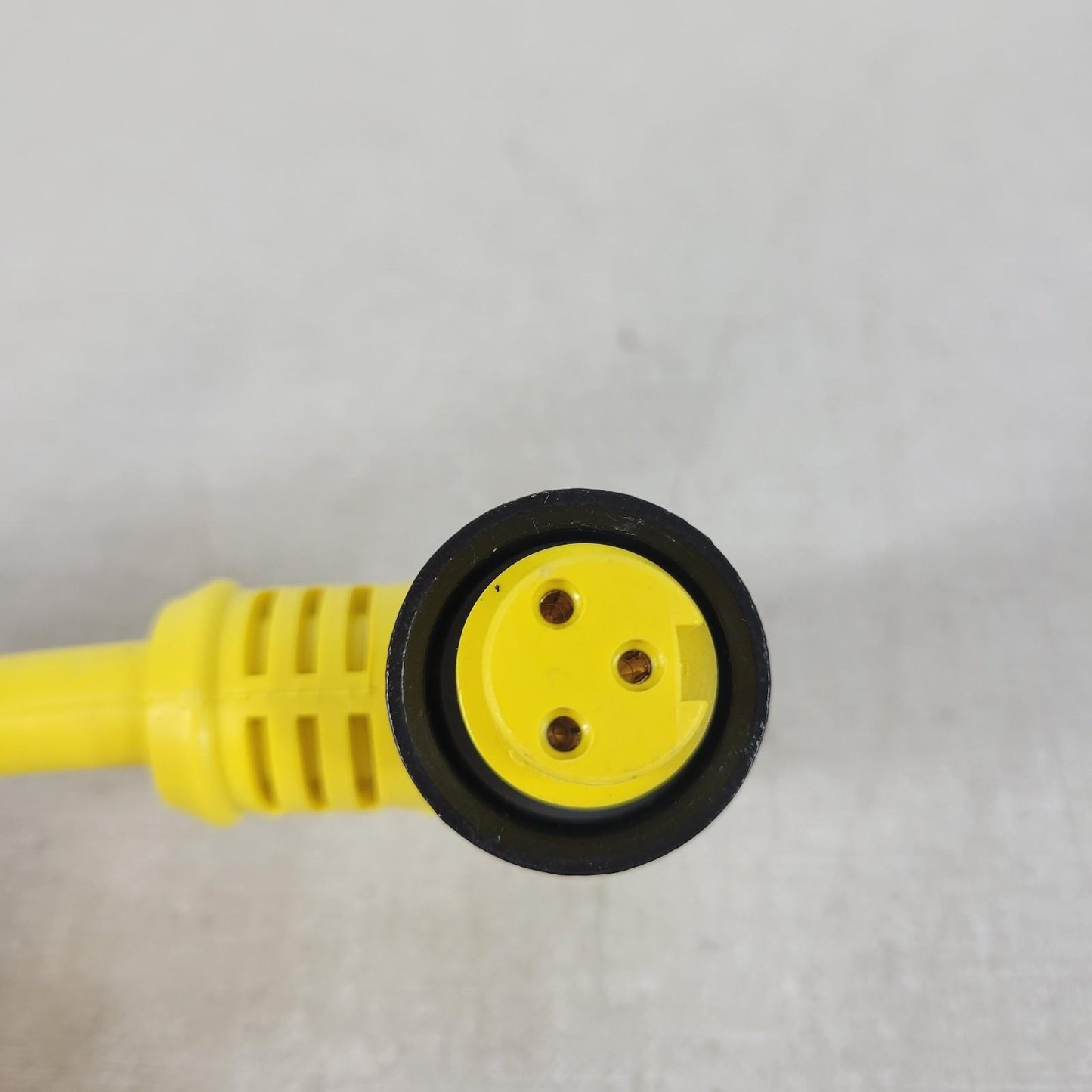 Molex Woodhead 103001A01F060 40902-90 3P Female 90 Degree 6' 16/3 AWG PVC Cord