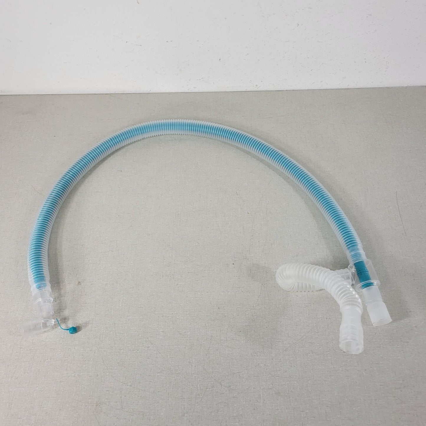 Isotec Classic T Isoflurane Vaporizer Small Animal Admin System w/ Tubing