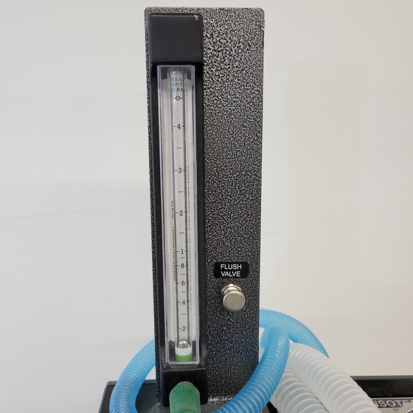 Isotec Classic T Isoflurane Vaporizer Small Animal Admin System w/ Tubing