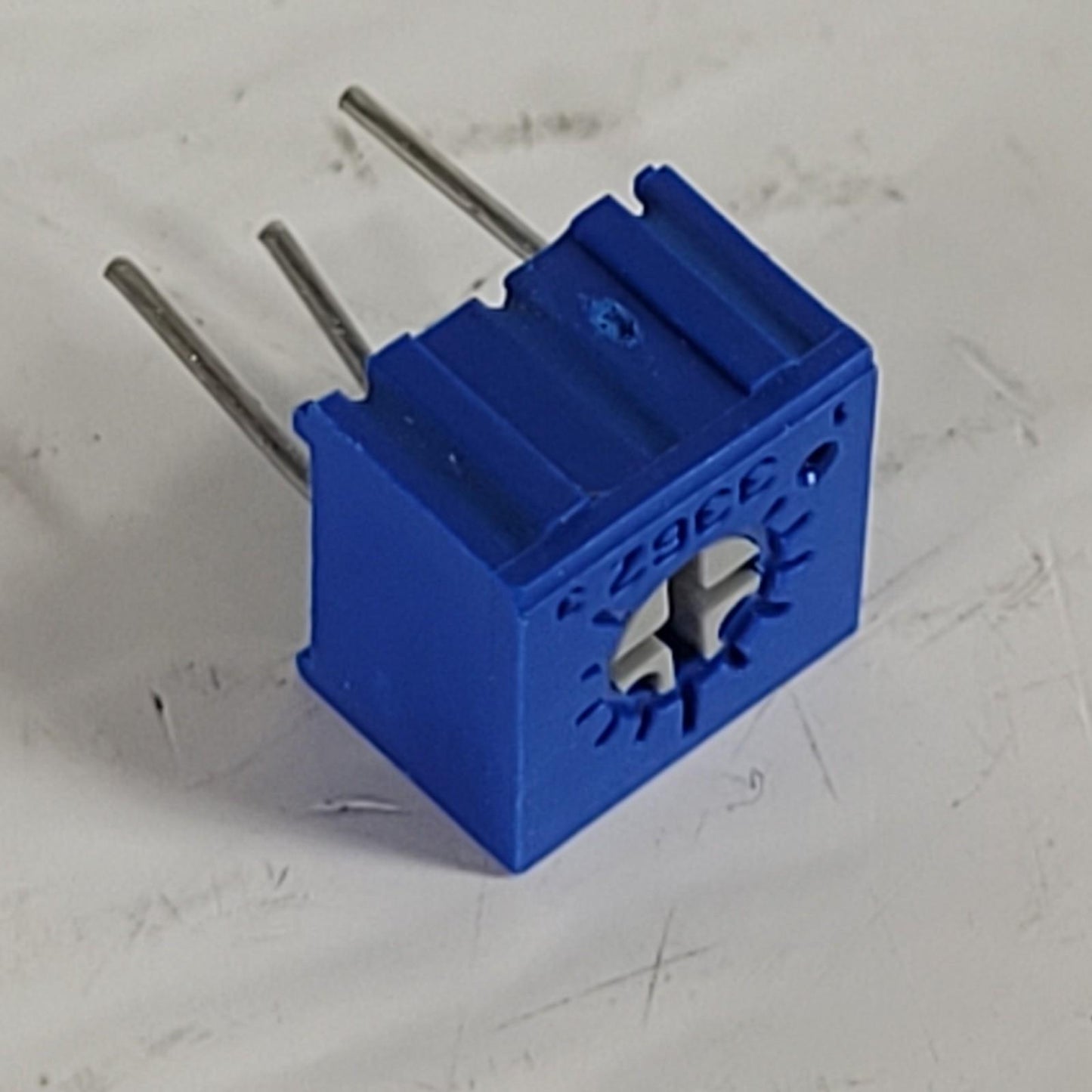 30 Units Bourns 3362P-1-104 Trimmer 100K OHM 0.5W PC Pin Top 100 kOhms 0.5W 1/2W