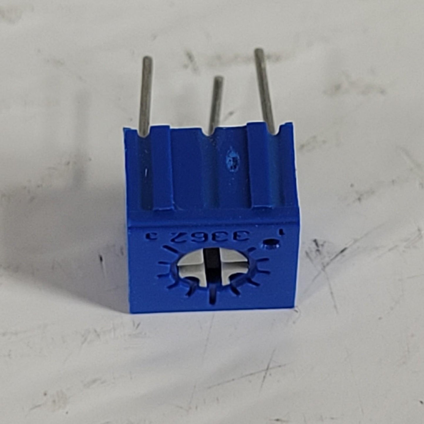 30 Units Bourns 3362P-1-104 Trimmer 100K OHM 0.5W PC Pin Top 100 kOhms 0.5W 1/2W