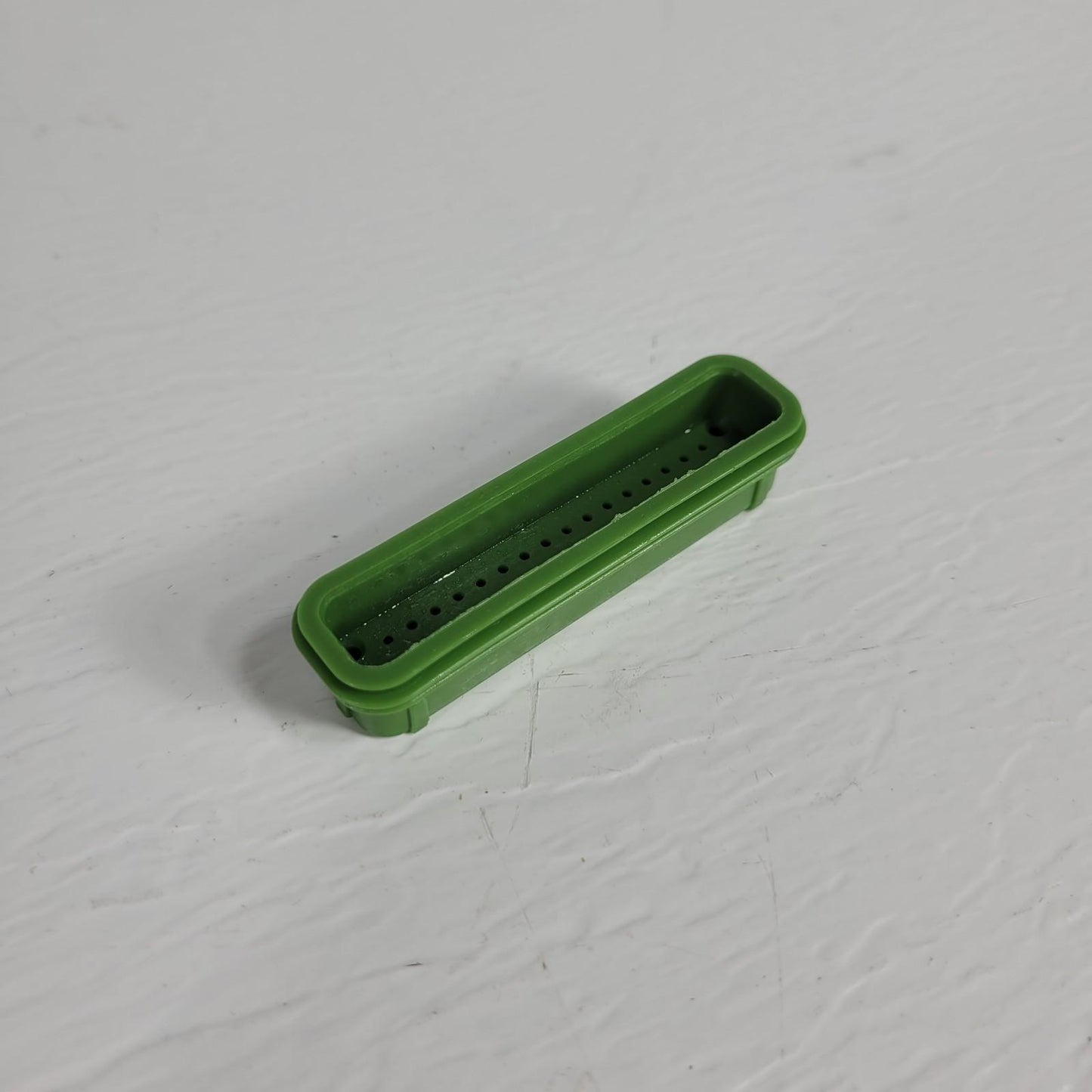 8 Units Delphi Aptiv 12129026 Micro-Pack 100W Header 32 Way Green Cable Seal
