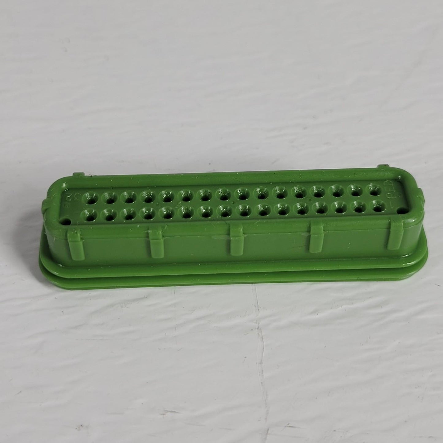 8 Units Delphi Aptiv 12129026 Micro-Pack 100W Header 32 Way Green Cable Seal