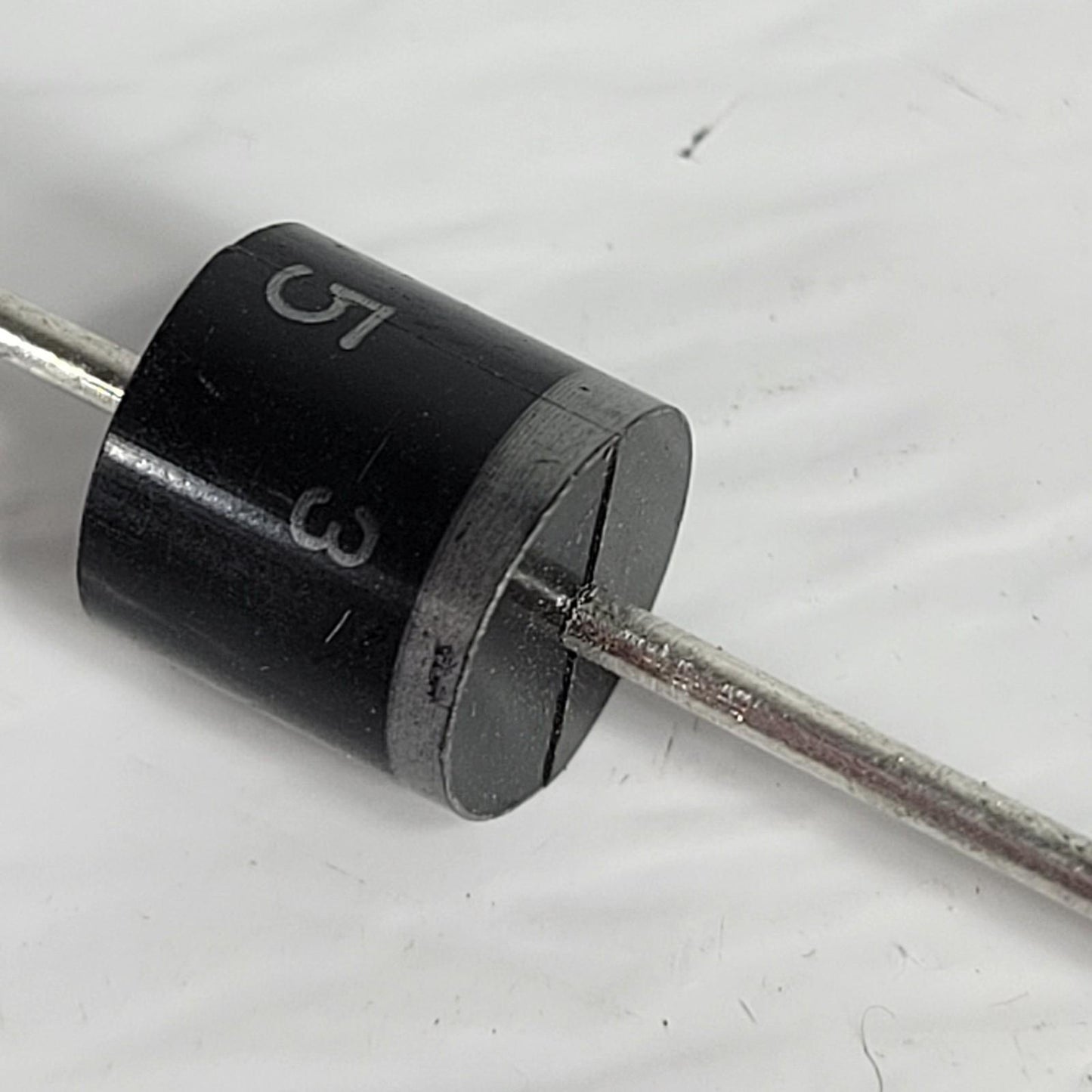 75 Units MCC 6A6-TP Micro Commercial Rectifier Diode 600V 6A R-6 Through Hole