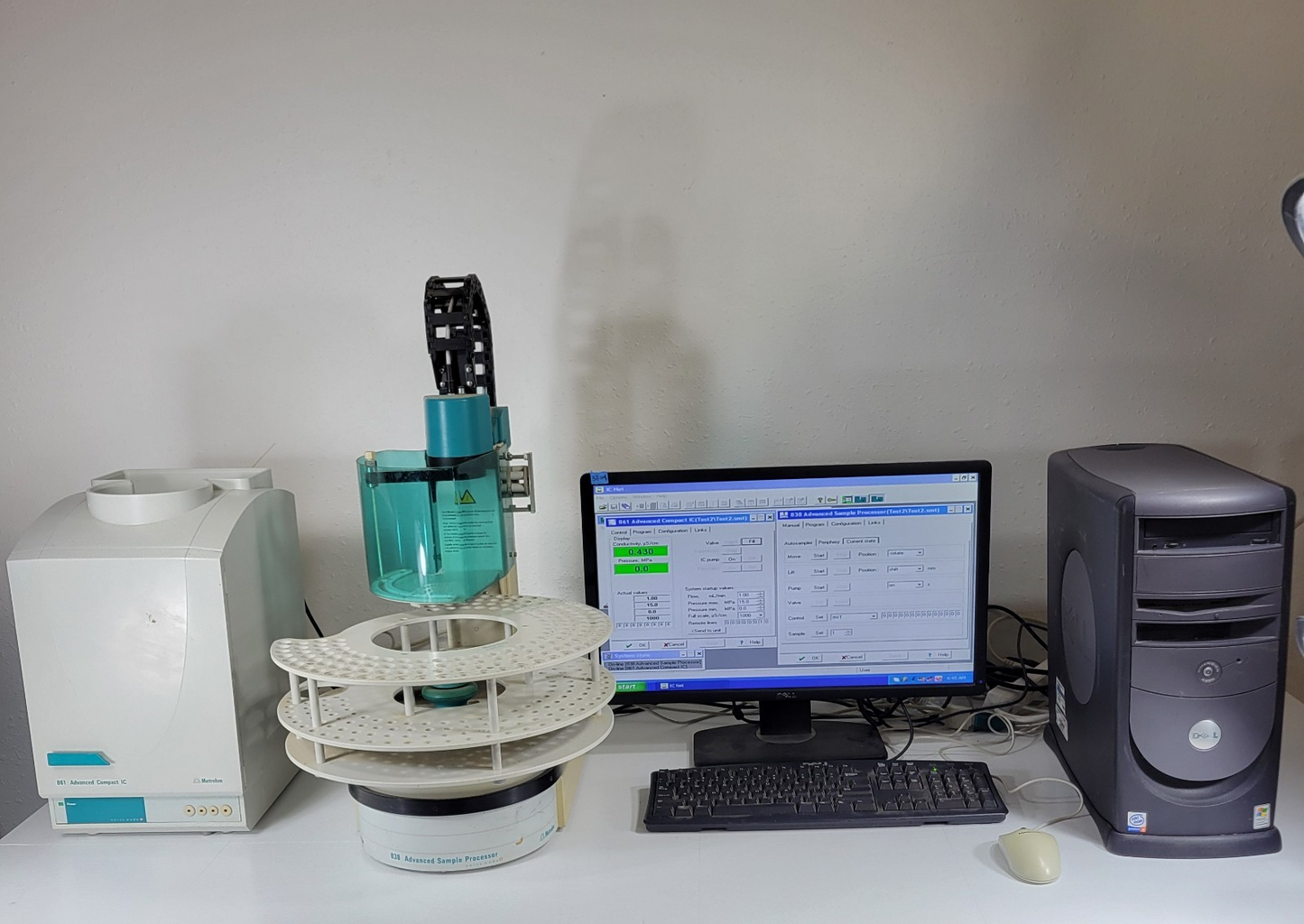 TESTED Metrohm 861 Compact IC Ion Chromatograph w 838 Autosampler and PC Softwar