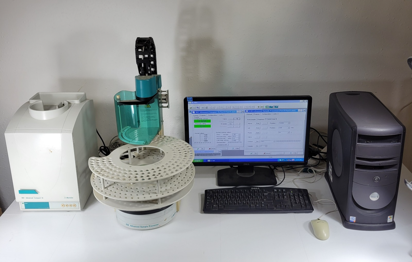 TESTED Metrohm 861 Compact IC Ion Chromatograph w 838 Autosampler and PC Softwar