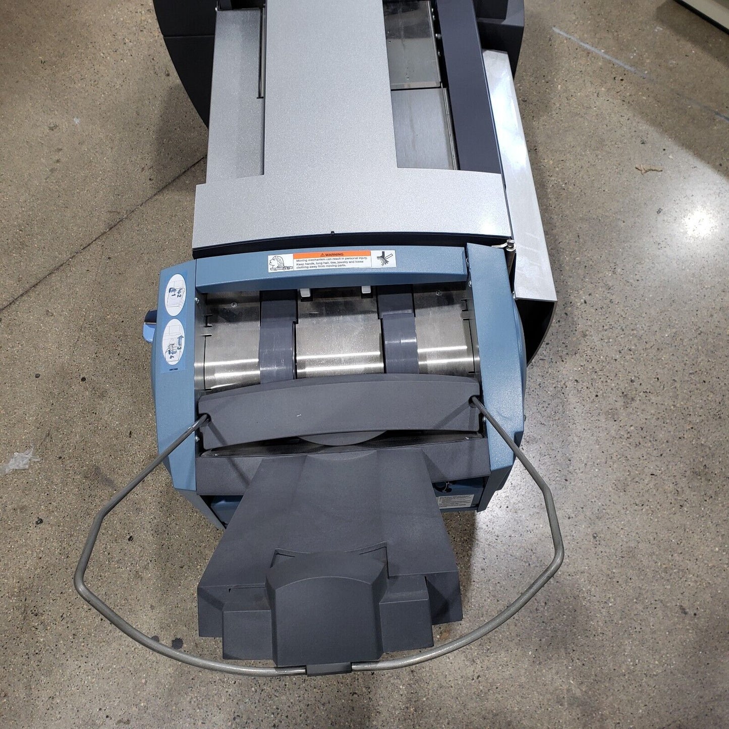 Pitney Bowes DI900 Folding Inserting Machine with F7ET and DIVS Mailing System