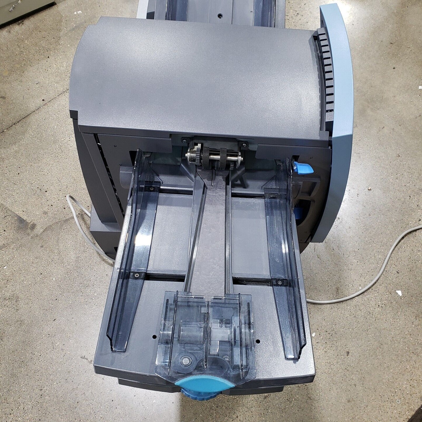 Pitney Bowes DI900 Folding Inserting Machine with F7ET and DIVS Mailing System