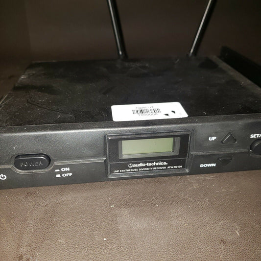 Audio-Technica ATW-R2100 655-680MHz UHF Synthesized Diversity Receiver w Bracket