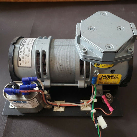 GAST Vacuum Pump MOA-P129-HB 115V/110 VAC MOAP129HB Oil-Free
