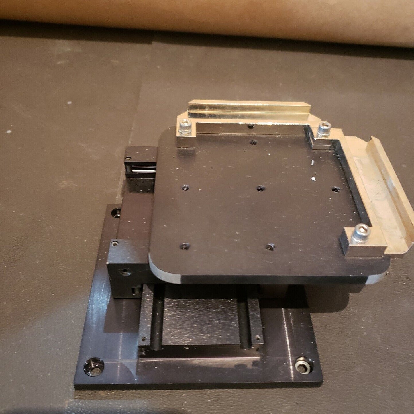 Optical Breadboard 3x3 with Spring-Return X-Y Stage Mount