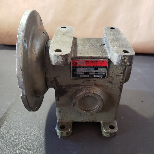 Winsmith Speed Reducer M200U .70HP 1800RPM 40:1 Ratio