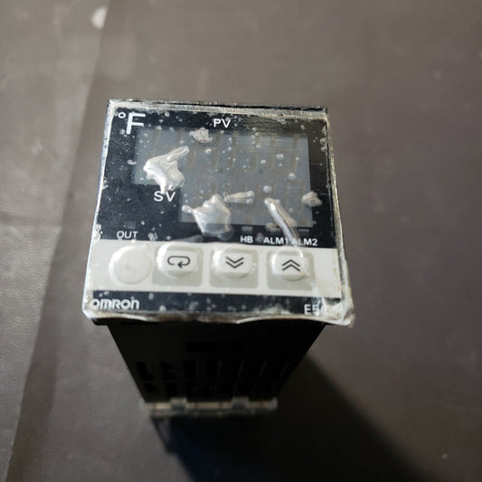 Omron E5CJ-Q2HB-F Temperature Controller 100-240VAC 12VA