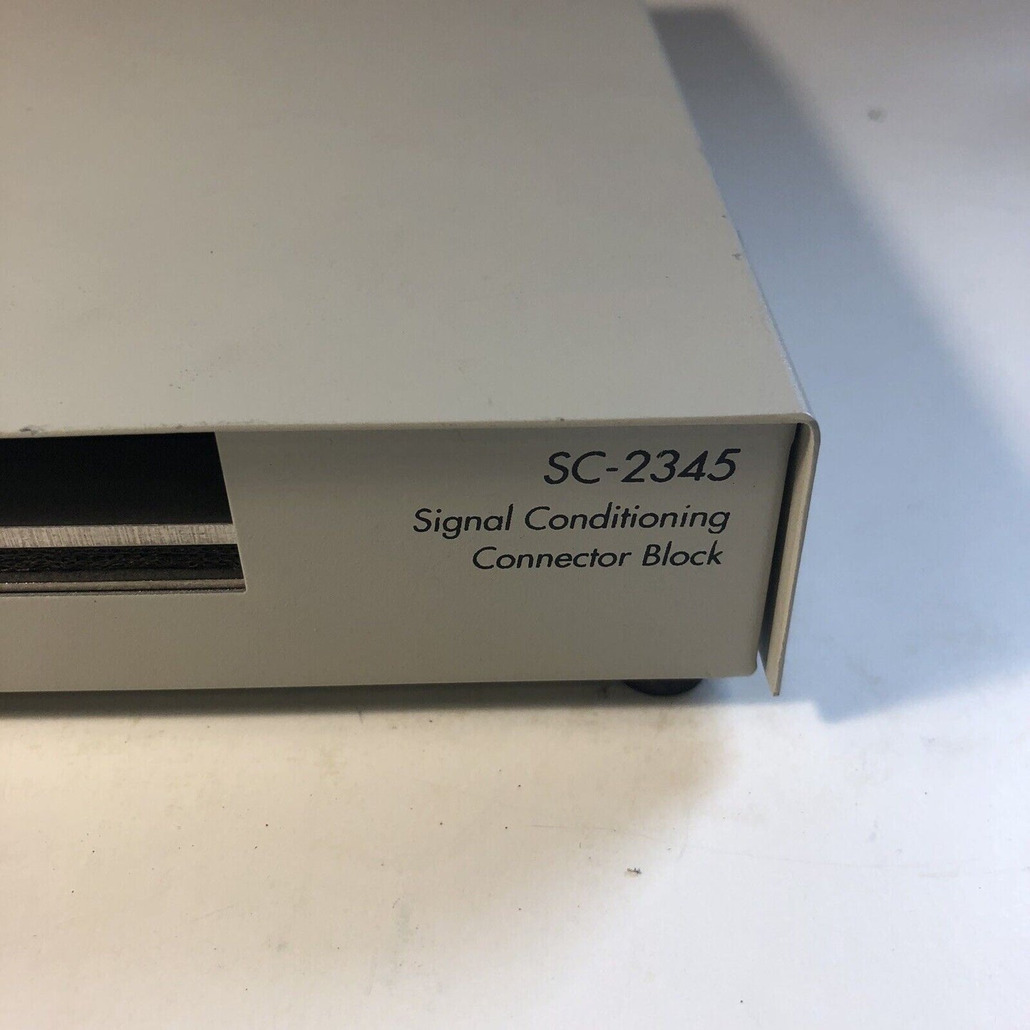 National Instruments NI SC-2345 Signal Conditioning Connector Block