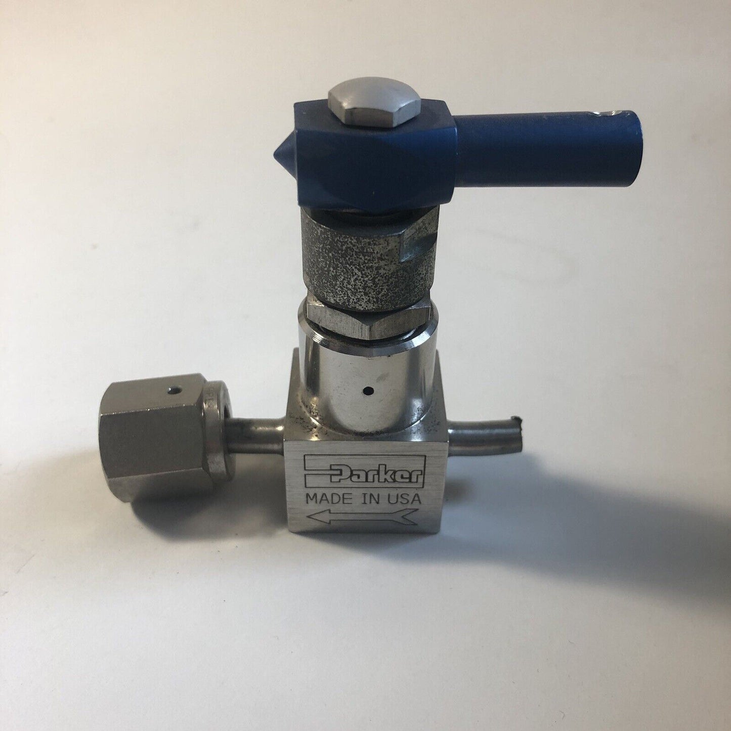 Parker 316L Series 15 Manual Valve 523530 3000 PSIG FVCR Female VCR