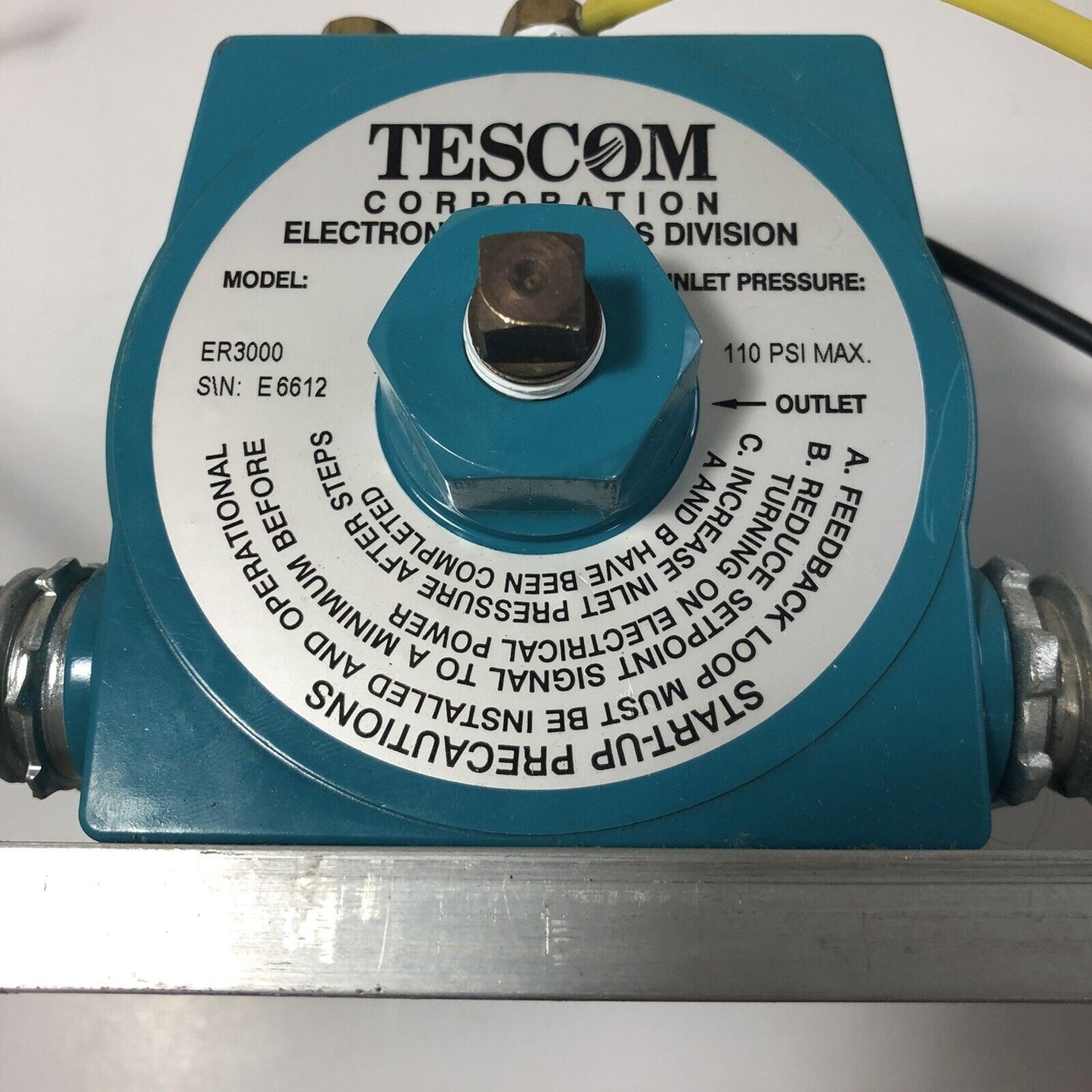 2 Tescom ER3000 ER3000S-D001 Pressure Regulators / Controllers 110 Inlet PSI