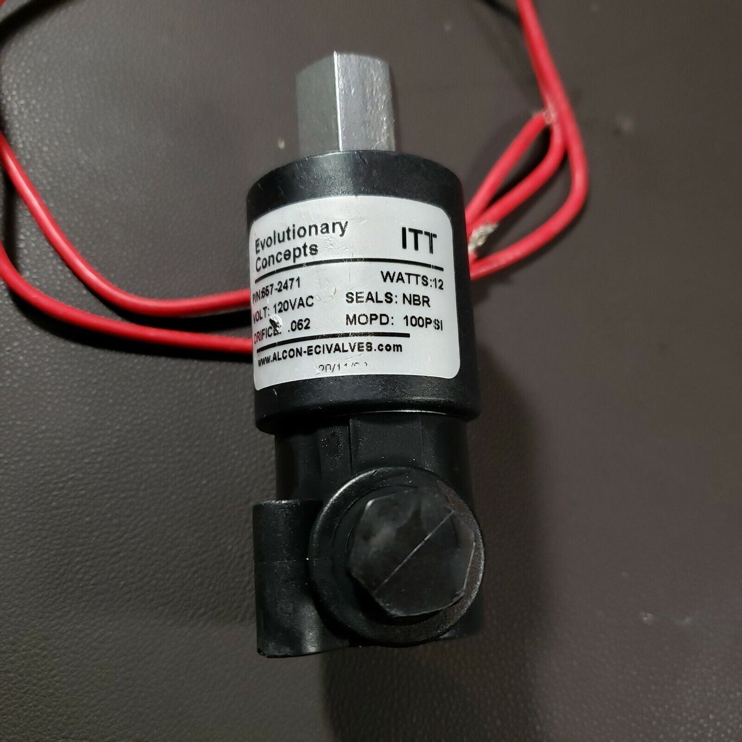 ITT Alcon Evolutionary Concepts 657-2471 Solenoid Valve 120VAC 12 Watts 100 PSI