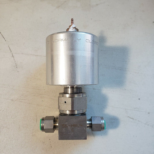 Nupro / Swagelok Valve SS-HBS4-C Normally Closed Pneumatic Valve