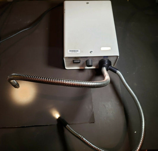 Volpi 10255 Intralux 4000-1 Fiber Optic Microscope Light Source w/ Dual Fiber