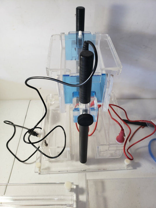 CBS Dual Adjustable Slab Gel Unit Parts DASG-250 Missing a Cover Electrophoresis