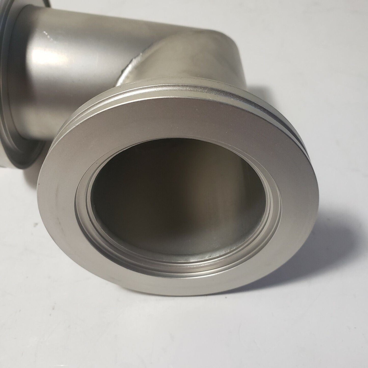 ISO63 ISO-K 90 Degree Elbow Fitting Stainless Steel Flange High Vacuum