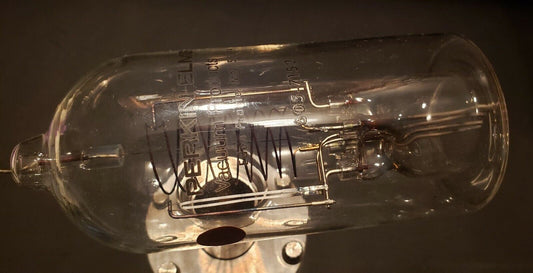 Perkin-Elmer Bayard-Alpert High Vacuum Gauge w/ 2.75 CF to KF40 Adapter DN40CF