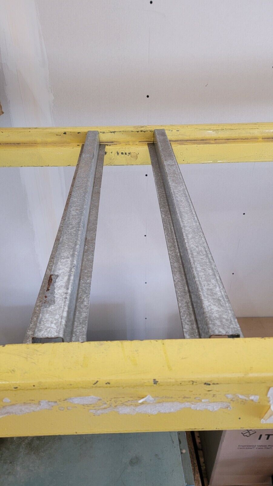 Pallet Racking Pallet Support Cross Bars 32" Long Steel READ DESCRIPTION