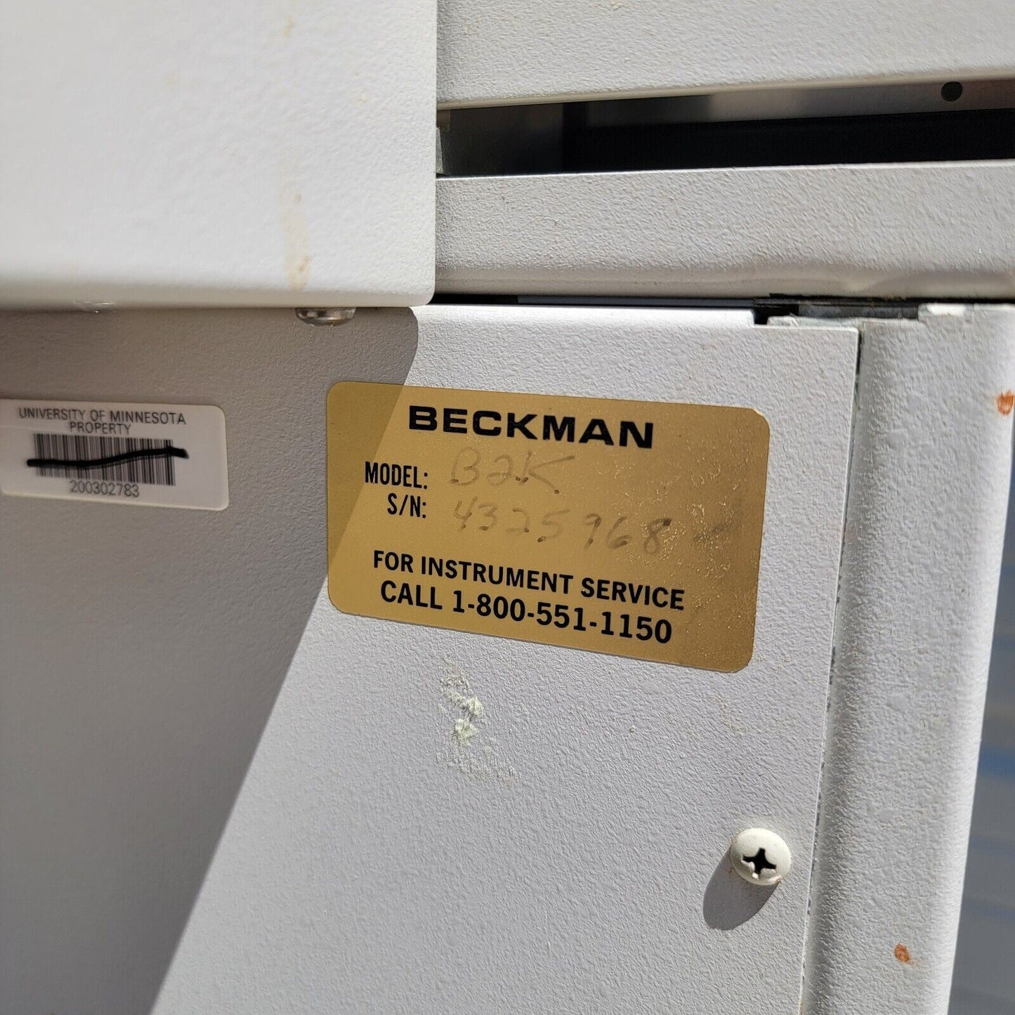 Beckman Coulter BIOMEK 2000 Liquid Handling System Automated Workstation B2K